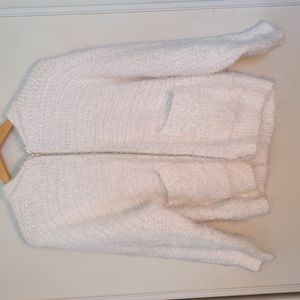 𝅺FOREVER 21 Large Fluffy Woven Jacket